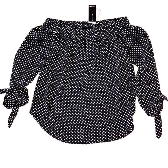 Premise off the shoulder tied 3 1/4 sleeve polka dot top NWT size Xs - Picture 2 of 4